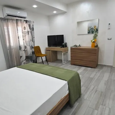 Wonder House Πανσιόν Mirabella Imbaccari